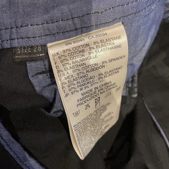 Stylish BkackDiesel Jeans - Picture 8 of 8